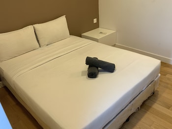 platinum service suite the face