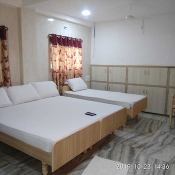 i roomz gvk residency
