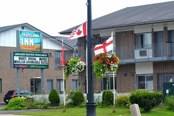 Tropicana Inn,Niagara Falls>>Lundy's Lane,2 star