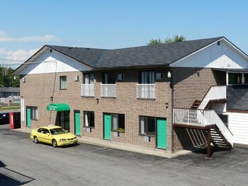 Tropicana Inn,Niagara Falls>>Lundy's Lane,2 star
