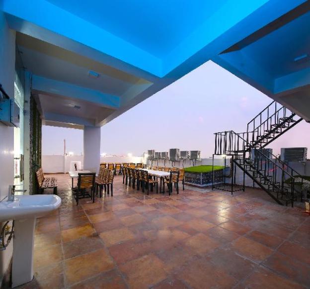 hotel aishwarya and restaurant