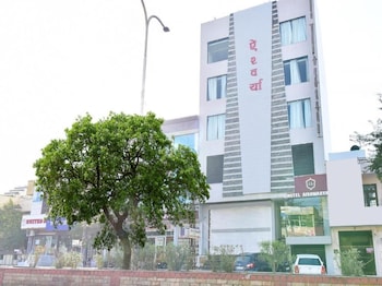 hotel aishwarya and restaurant