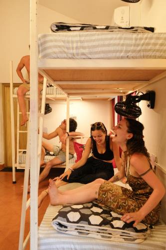 piggy hostel vagator