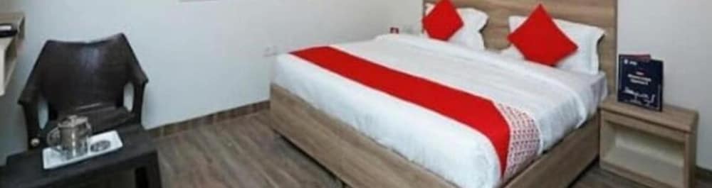 hotel aerocity golden