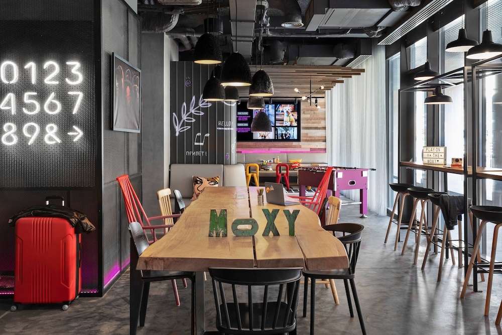 moxy bucharest old town