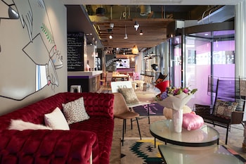 moxy bucharest old town