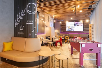 moxy bucharest old town