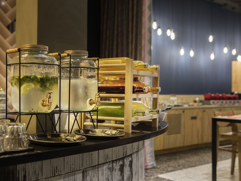 ibis abdelmoumen casa centre