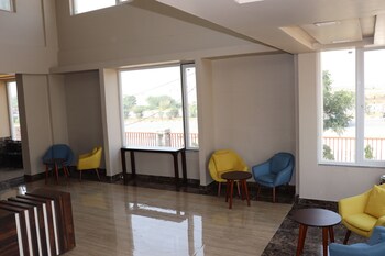 mangal grand hotel