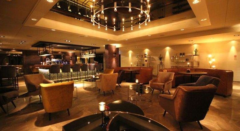 alexander hotel