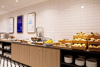 holiday inn express darmstadt an ihg hotel