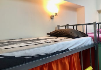 heartland hostel