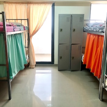 heartland hostel
