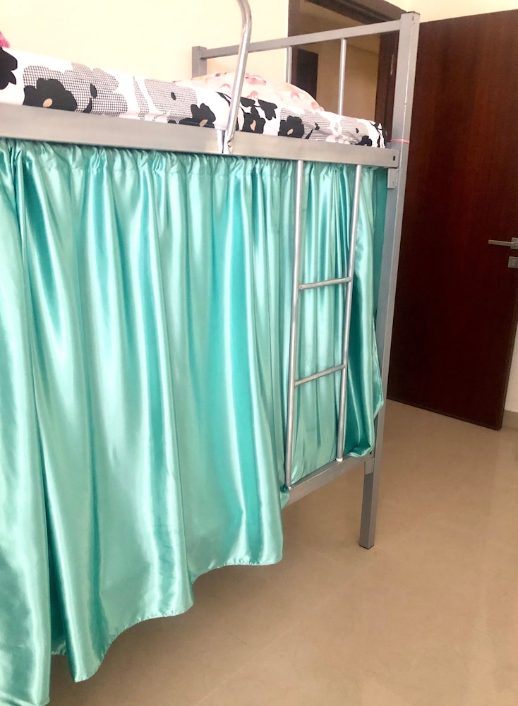 heartland hostel