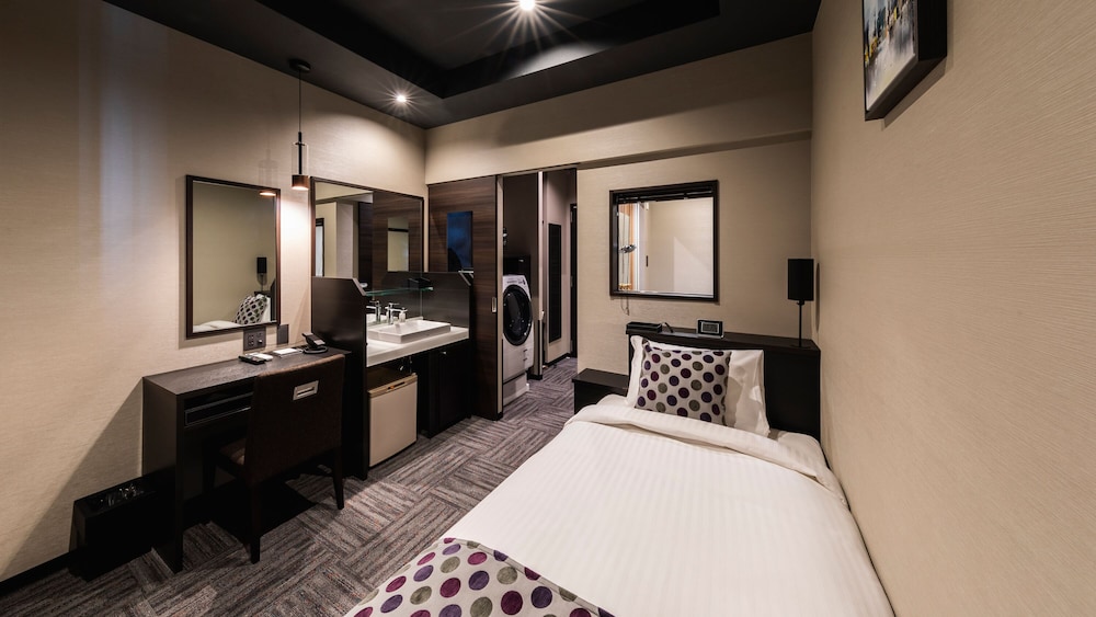 astil hotel juso precious