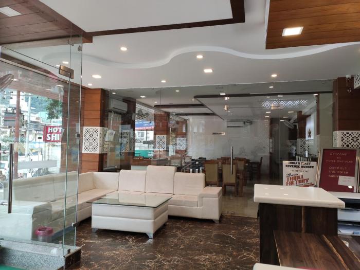 hotel shiv vilas