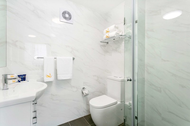 quality inn sunshine haberfield