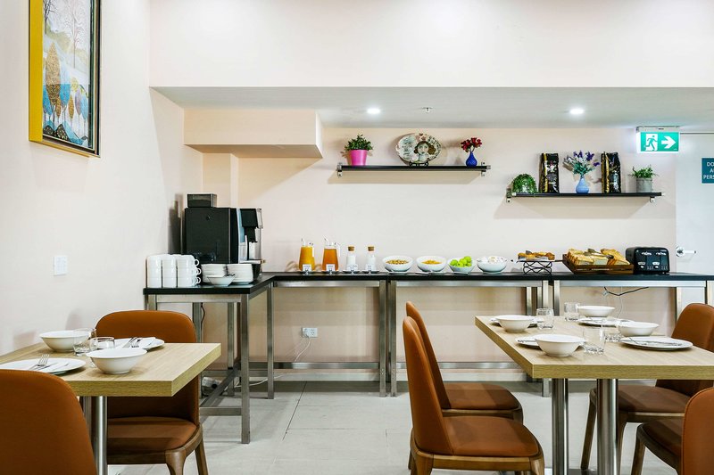 quality inn sunshine haberfield