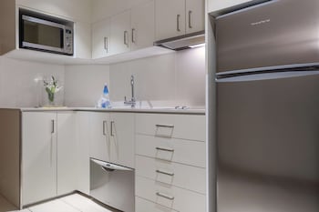 oaks gold coast hotel