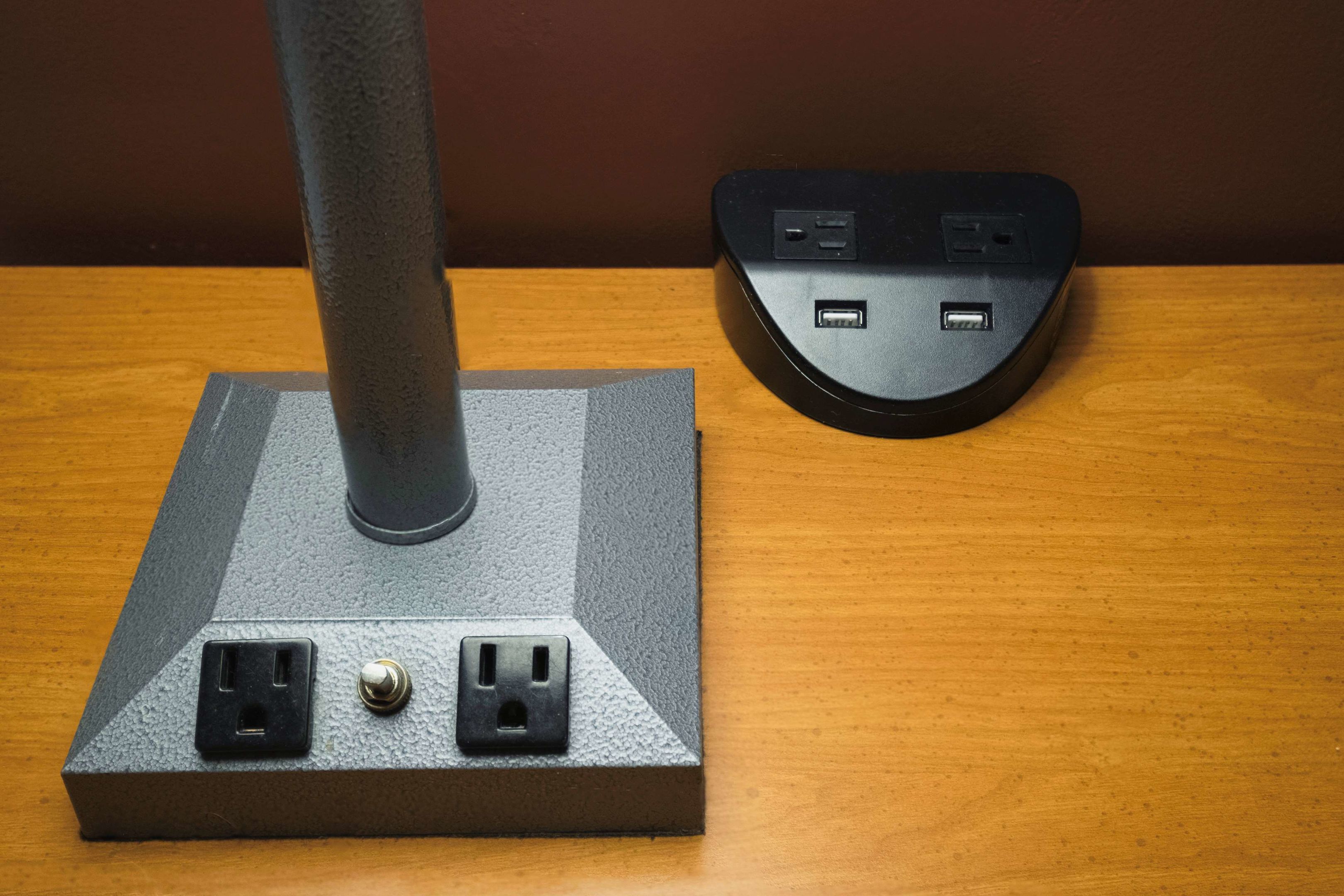 red roof inn hendersonville