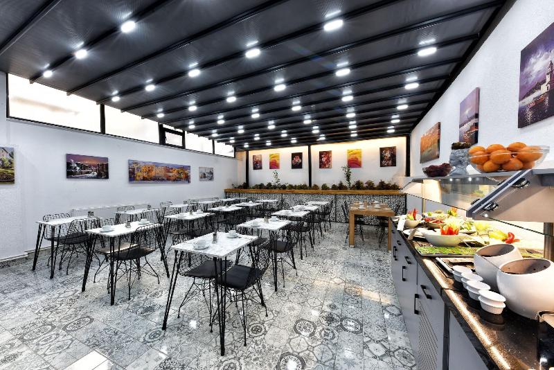 Almina Inn Hotel,Sarac Ishak Mahallesi Mollabey Sokak 12/9001 Mithatpasa Caddesi Beyazit 34126 Istanbul,4 star