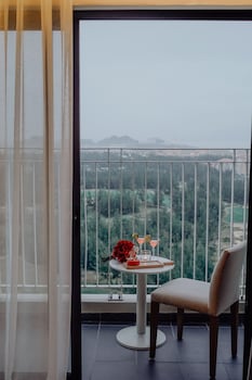 park regis cocobay da nang