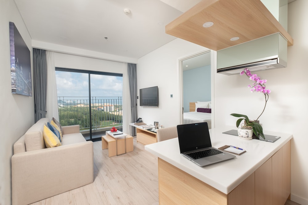 park regis cocobay da nang