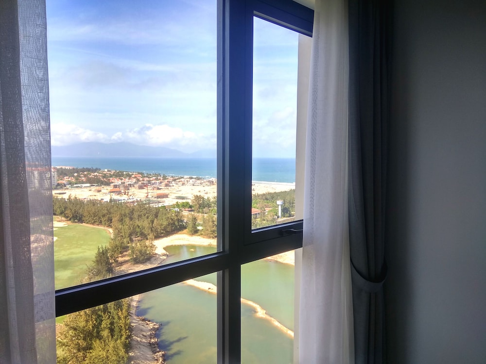 park regis cocobay da nang