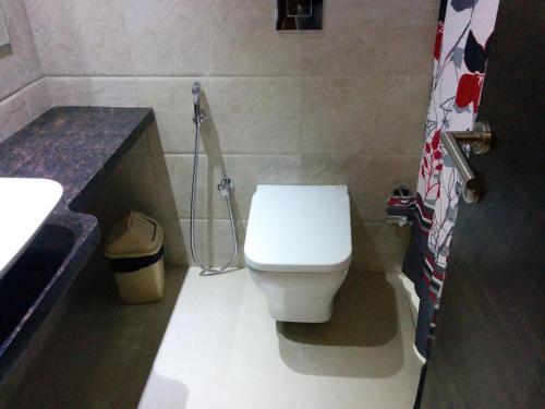 Usha Ascot,Mahape>>Khalapur,3.5 star