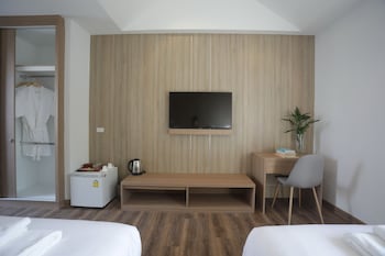 four oclock hotel