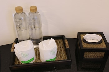 pratunam atrium hotel