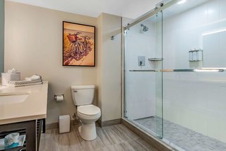 cambria hotel ocean city bayfront