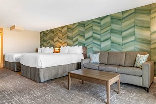 cambria hotel ocean city bayfront