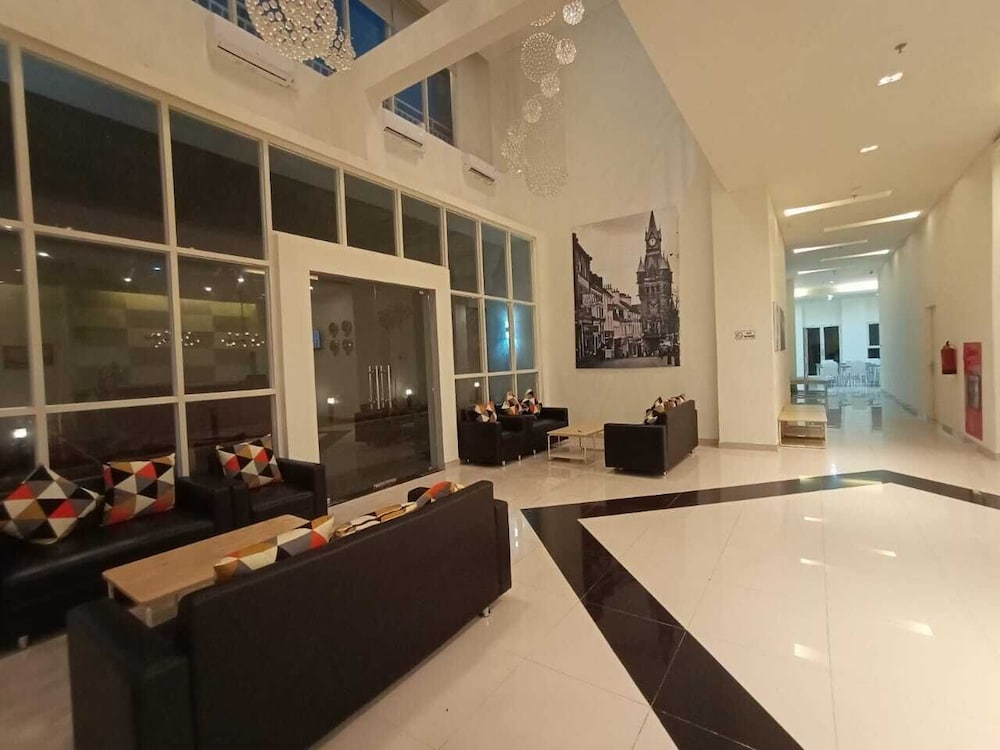 votel hotel charis tuban