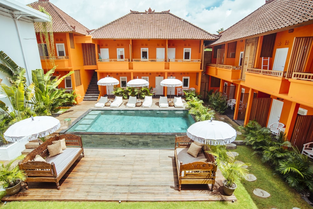 the room padang padang