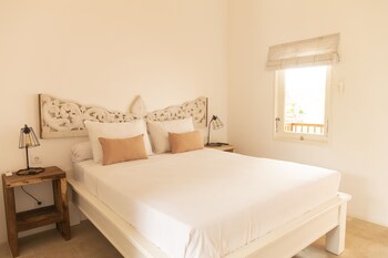 the room padang padang