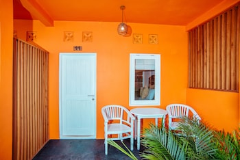 the room padang padang