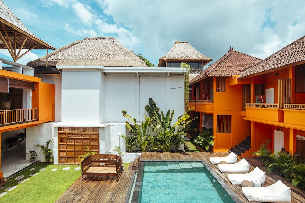 the room padang padang