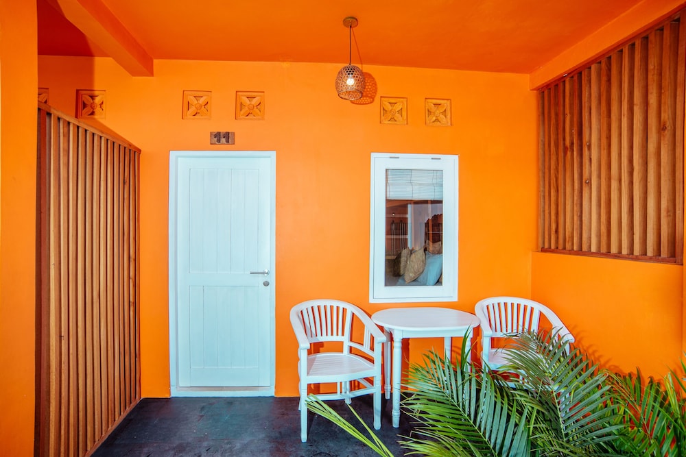 the room padang padang