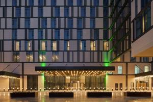 Holiday Inn Dubai Al-Maktoum Airport, An Ihg Hotel,Aviation City P.O. Box 111219 Dubai,4 star