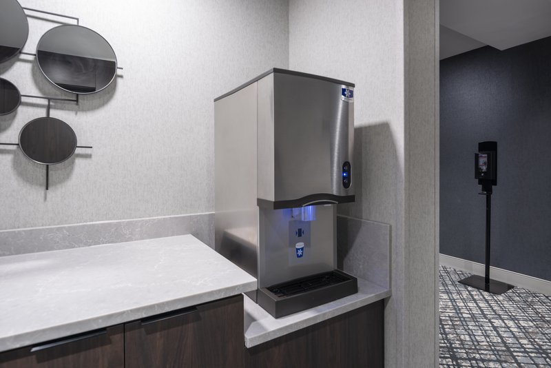holiday inn express boston logan airport revere
