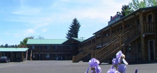 the ponderosa motel