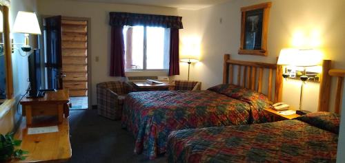 the ponderosa motel