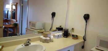 the ponderosa motel