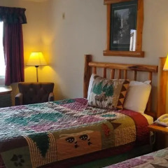 the ponderosa motel