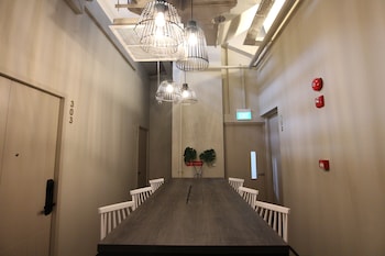 st signature jalan besar