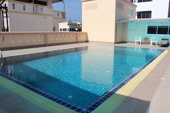 a a pattaya golden beach hotel
