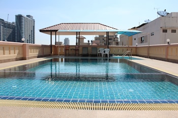 a a pattaya golden beach hotel