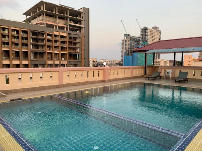 a a pattaya golden beach hotel