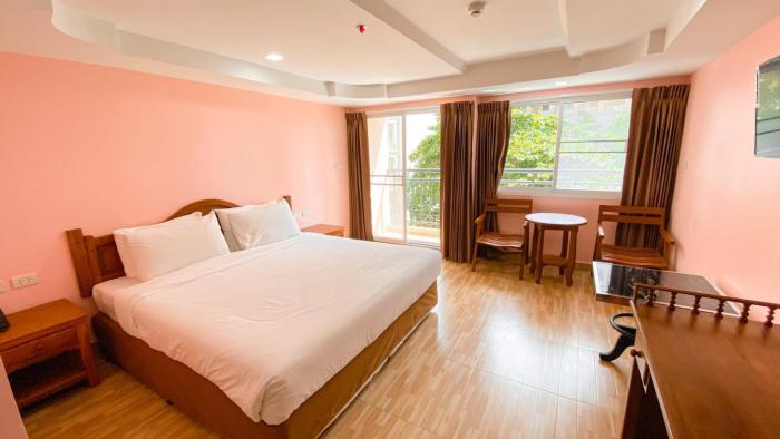 a a pattaya golden beach hotel